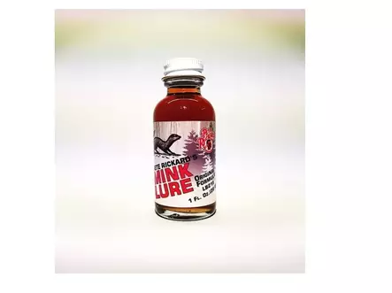 Pete Rickard's 28ml lockmedel för mink - Fångstfällor - 051537002180 - 1