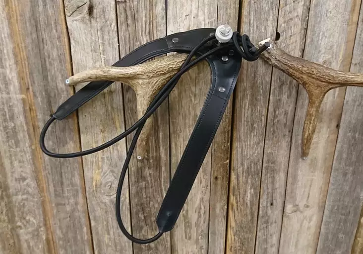 Nahkanasta Skidskyttesele med gummiband - Vapenfodral och väskor - 3950000103584 - 2