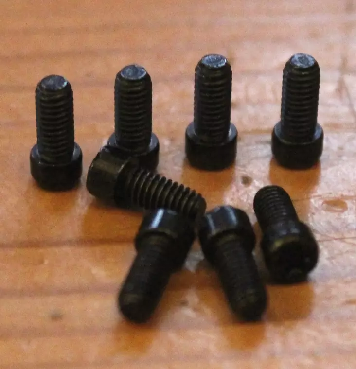 Sako Optilock kikarringar torx-skruvar 8 st - Kikarfästen och ringar - 3950001260538 - 1