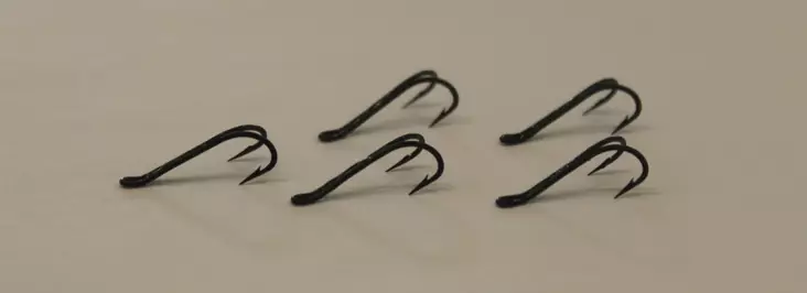 VMC Double Fly 9909 BK 12 Flugkrok / 10st - Flugbindning - 3950001264758 - 1